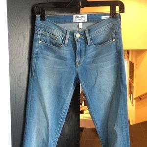 Frame skinny straight leg